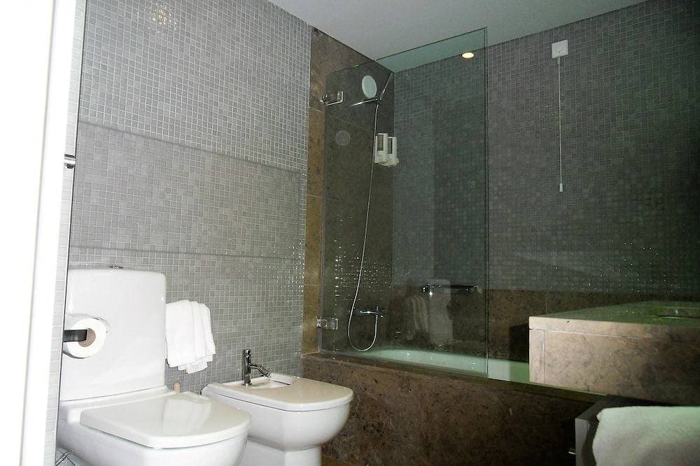 Foto 6 von 30: Studio mit Etagenbett Meerblick in Hotel ****