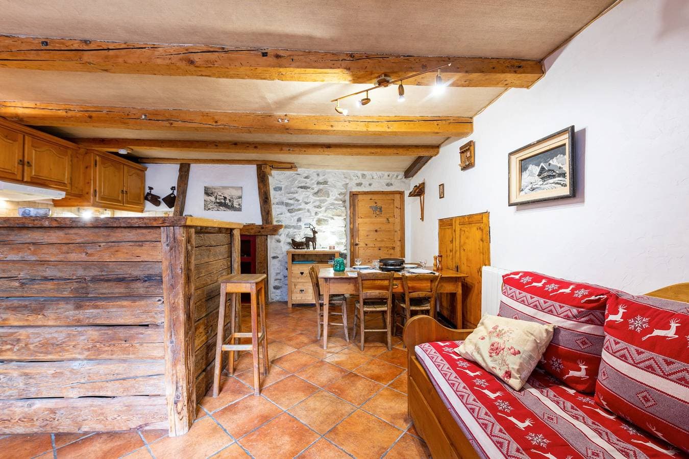 Foto 4 von 23: Einzimmerapartment "2-4 Personen" mit Bergblick, privater Terrasse und WLAN
