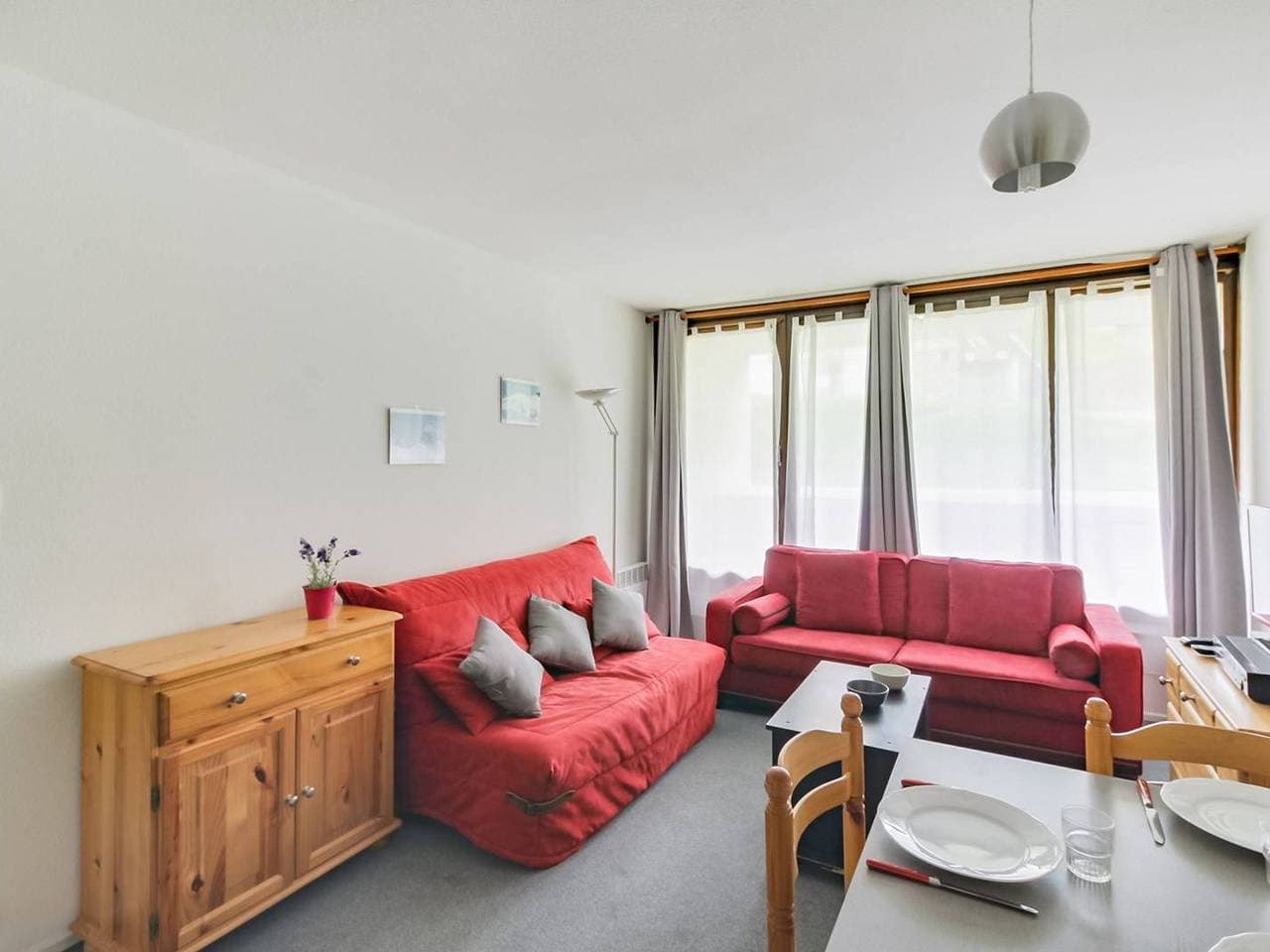 Foto 2 von 15: Gemütliche Wohnung 5 Pers - 1 Schlafzimmer - Balkon - Parkplatz - Nähe Pisten