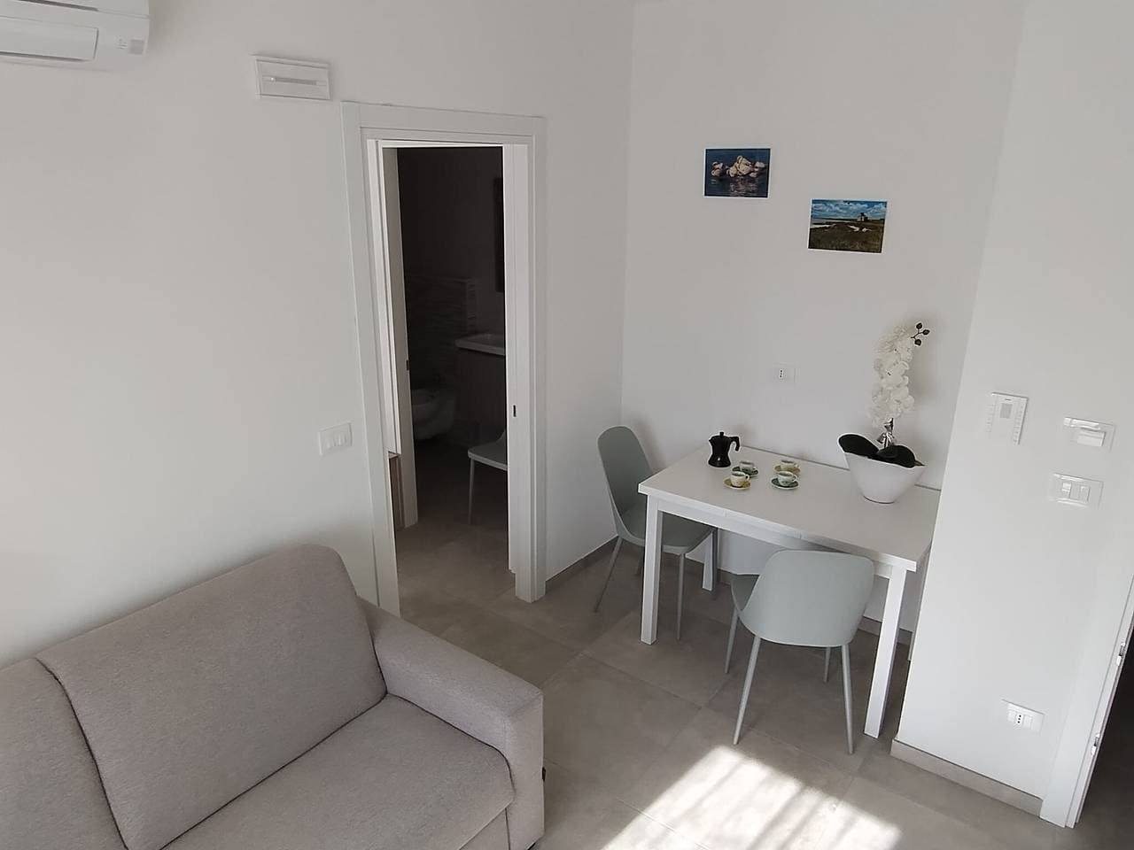 Foto 2 von 15: Apartment „Tramontana 1“ mit gemeinsamer Terrasse, WLAN und Klimaanlage