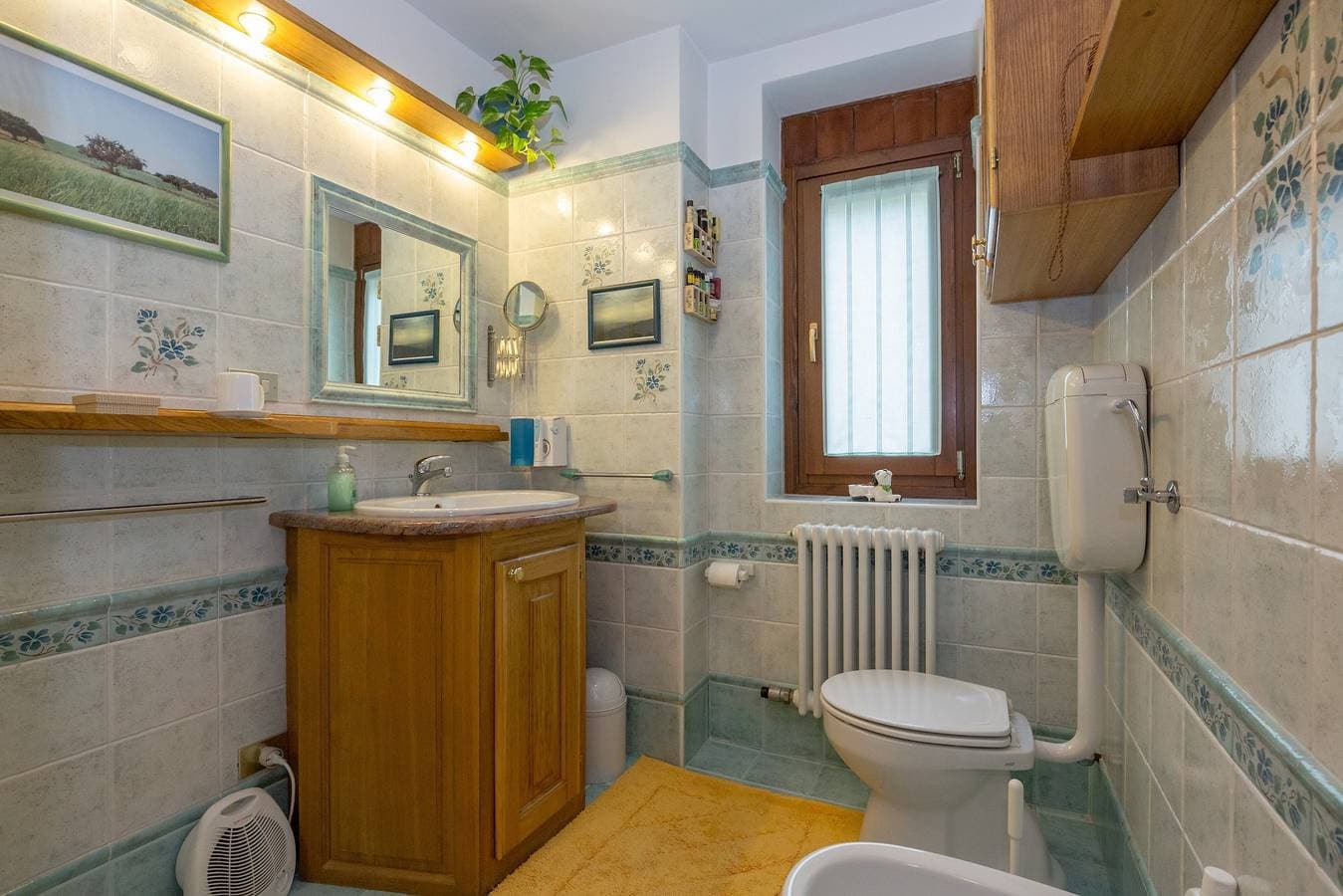 Foto 11 von 45: Gästezimmer in den Alpen, Zimmer in bewohntem Haus