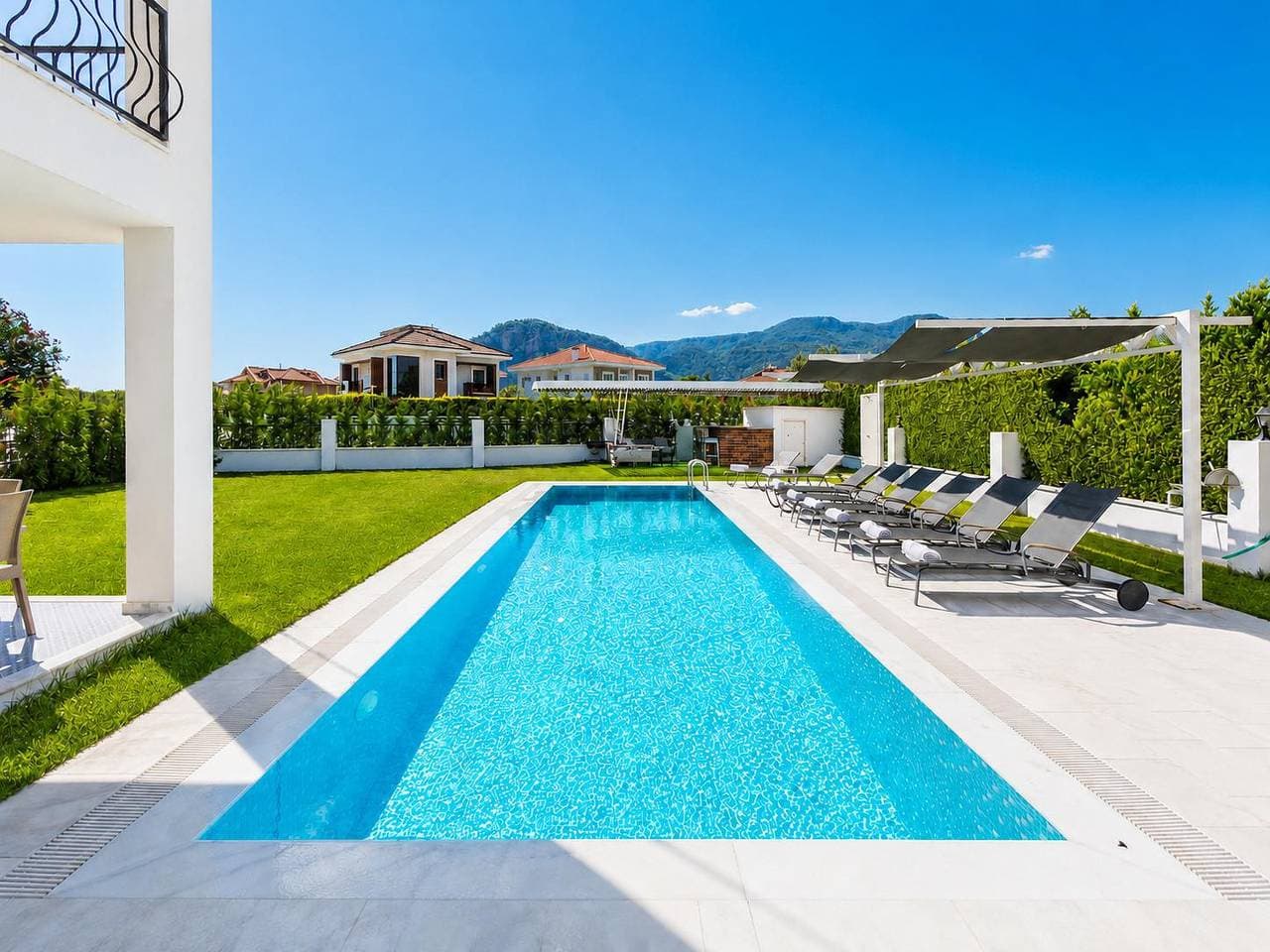 Foto 3 von 19: Villa für 8 Personen mit Balkon