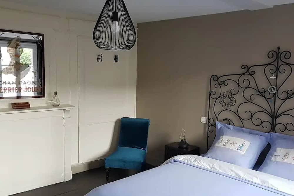 Foto 4 von 15: Appartement Typique de 54 m², Plein Centre au Calme