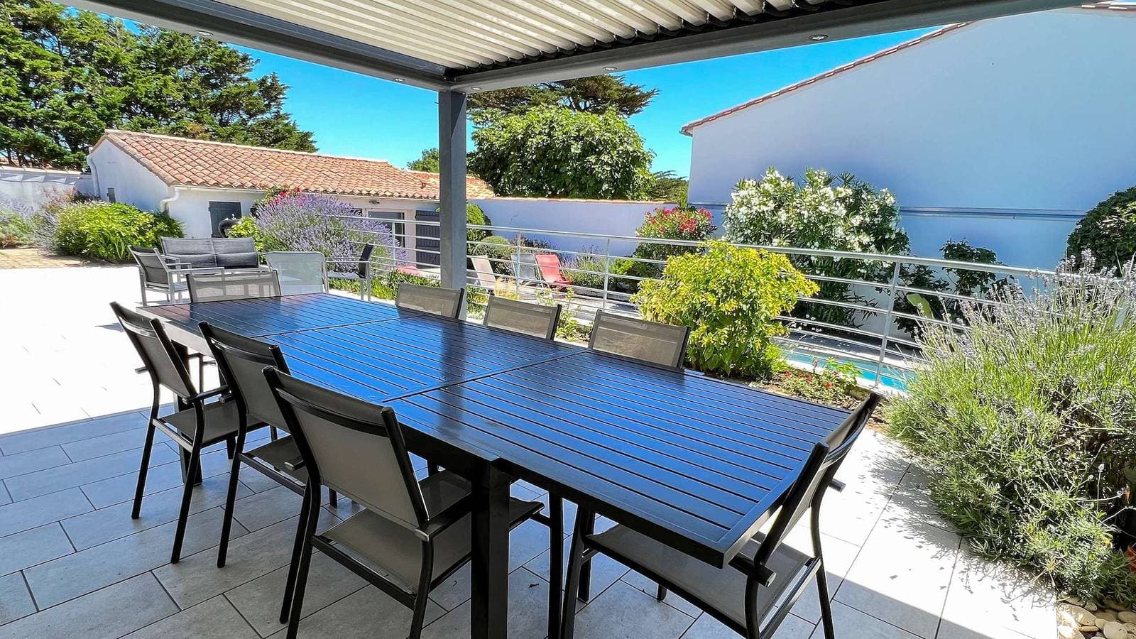 Foto 4 von 16: Ferienwohnung für 8 Personen mit Garten
