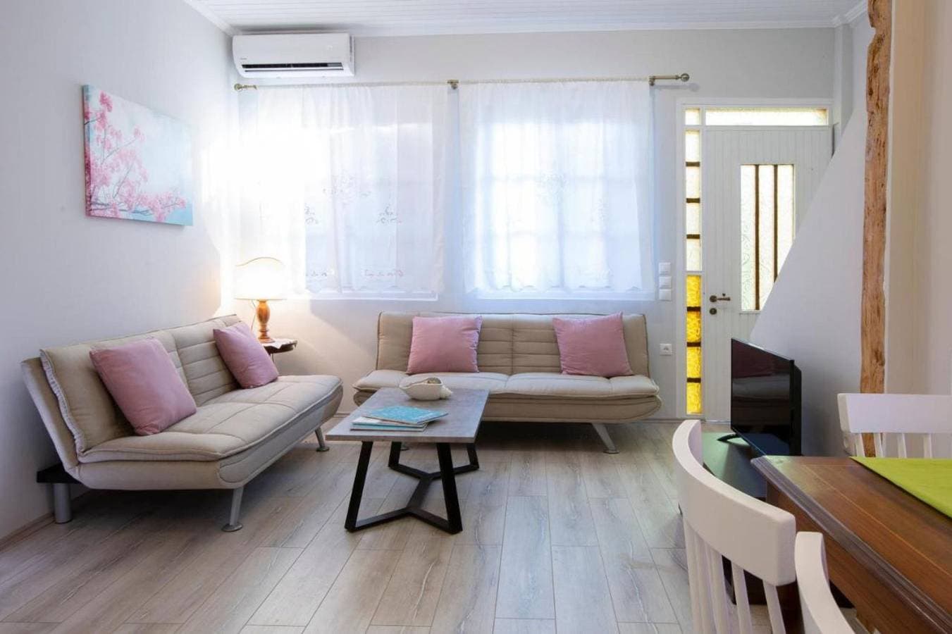 Foto 3 von 28: Ferienhaus für 6 Personen mit Balkon