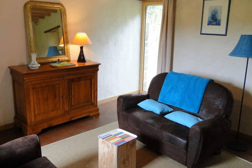 Foto 6 von 16: Ökologisches Haus in der Normandie mit Kamin