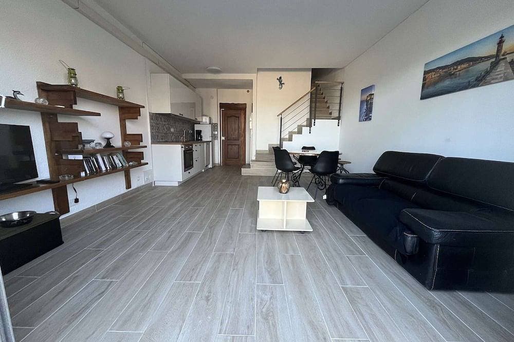 Foto 6 von 15: Duplex climatisé en bord de mer avec terrasse, jardin et parking, à 20m de la plage et commerces à pied