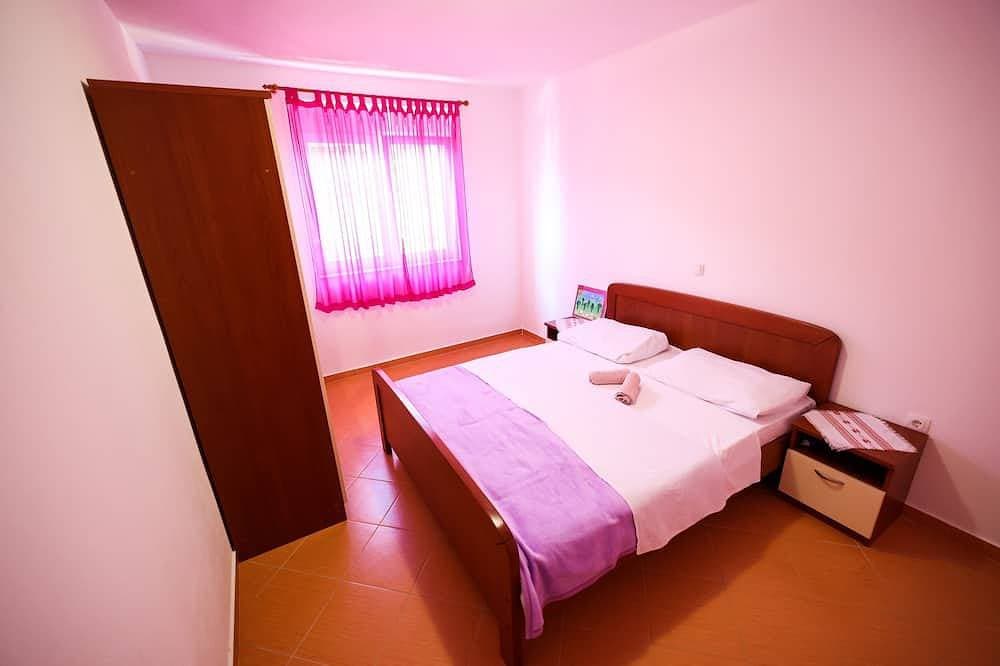 Foto 3 von 13: 3-Zimmer-Ferienwohnung mit Terrasse und Meerblick Kozjaca, Paklenica