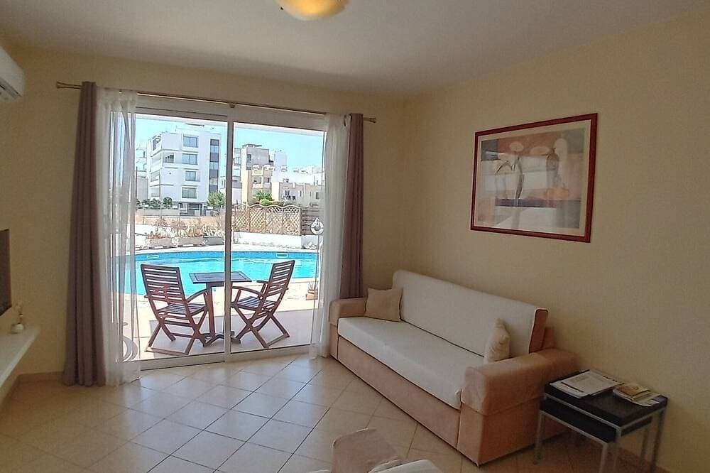 Foto 9 von 15: Kato Paphos Suites - 1-Bed Apartment, Great location, Pool view, Wi-Fi & a/c.