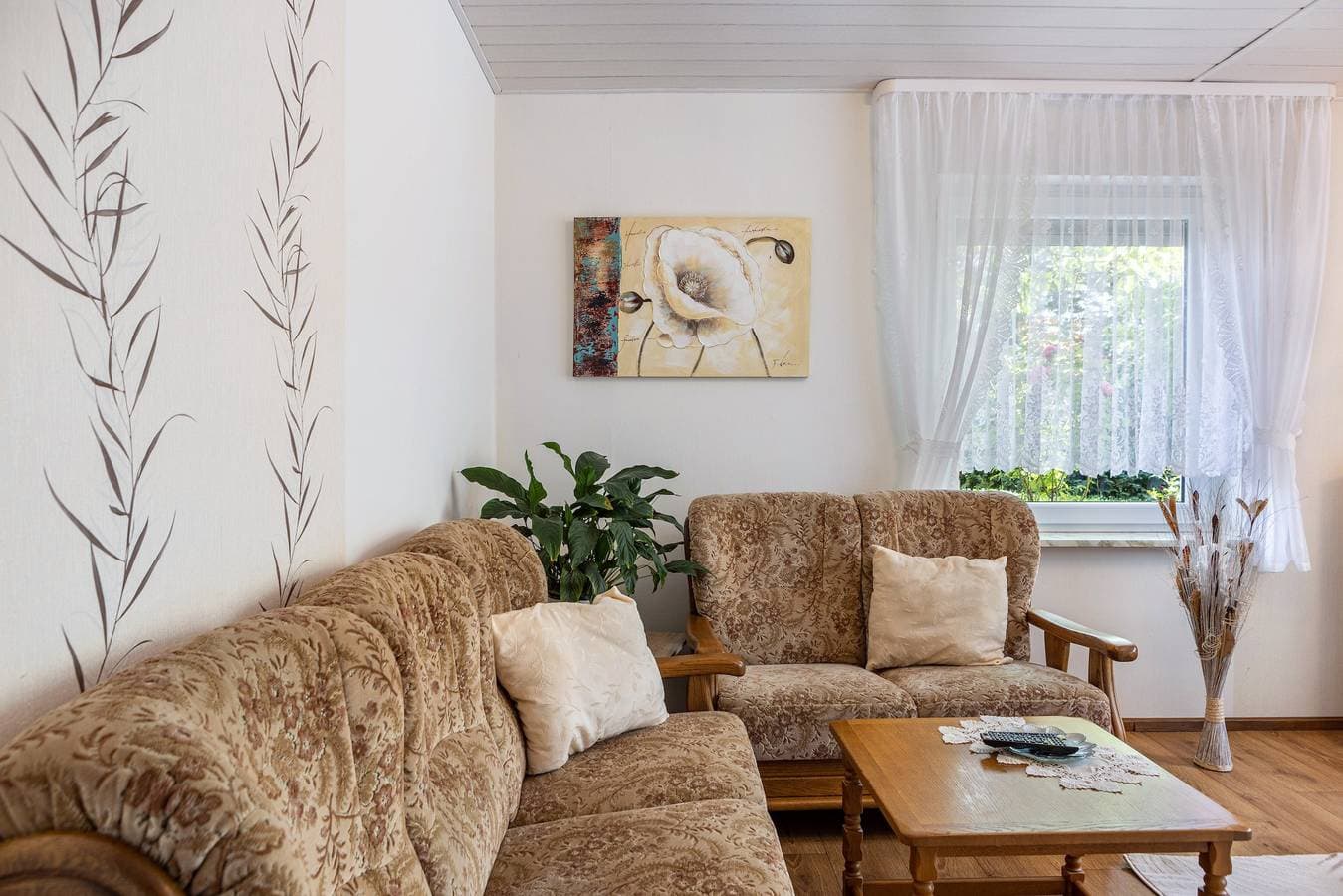 Foto 3 von 28: Ferienwohnung 'Schneeweißchen' mit Privatterrasse und Wi-Fi