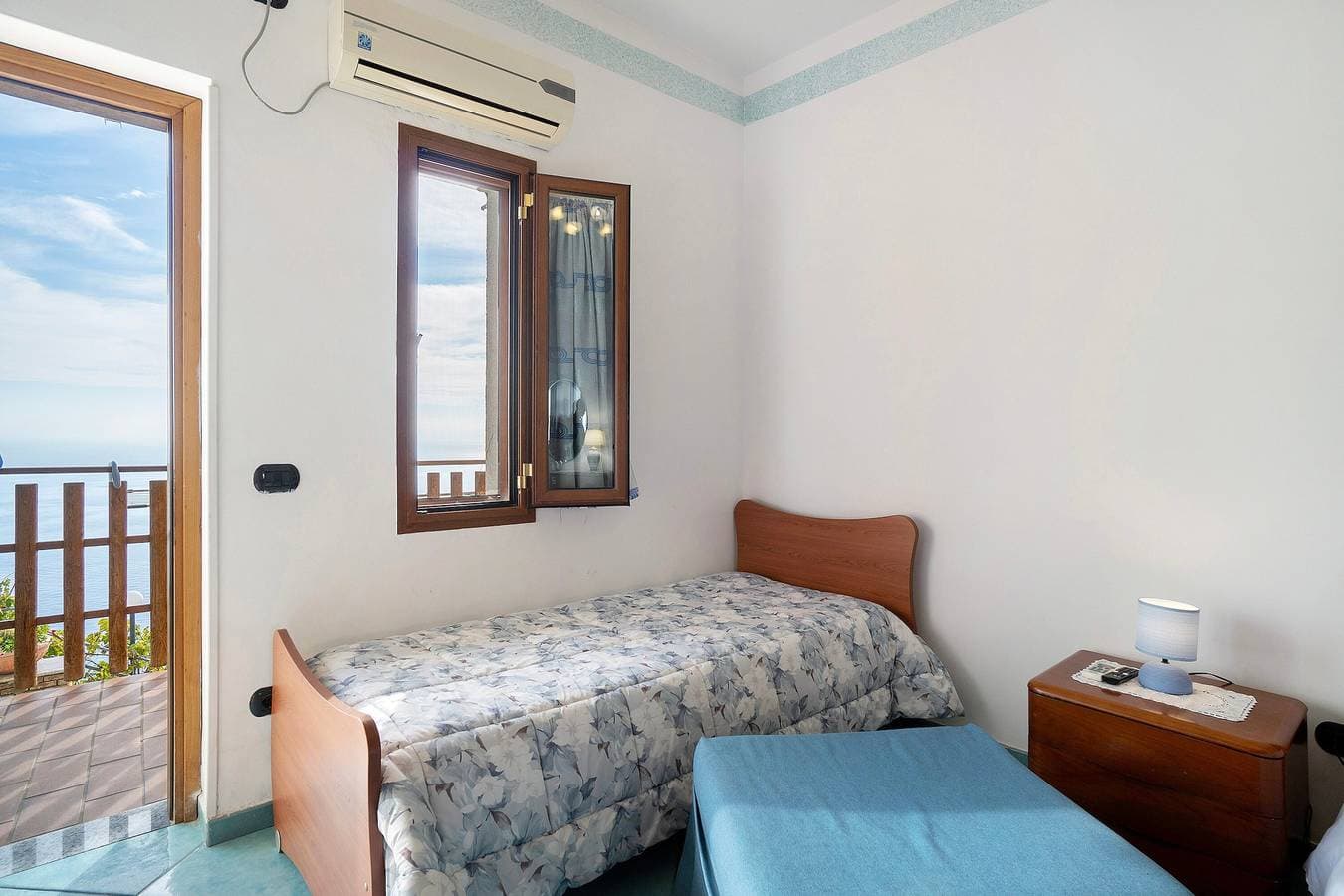 Foto 10 von 21: Zimmer Amalfi mit Meerblick