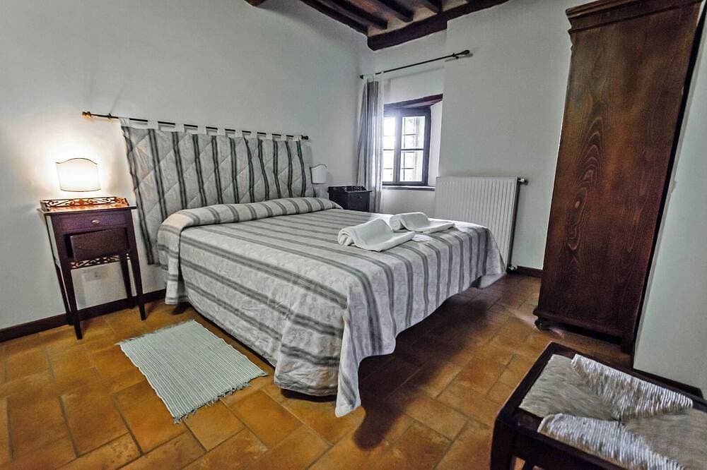 Foto 4 von 17: La Rocca - Farmhouse La Fattoria