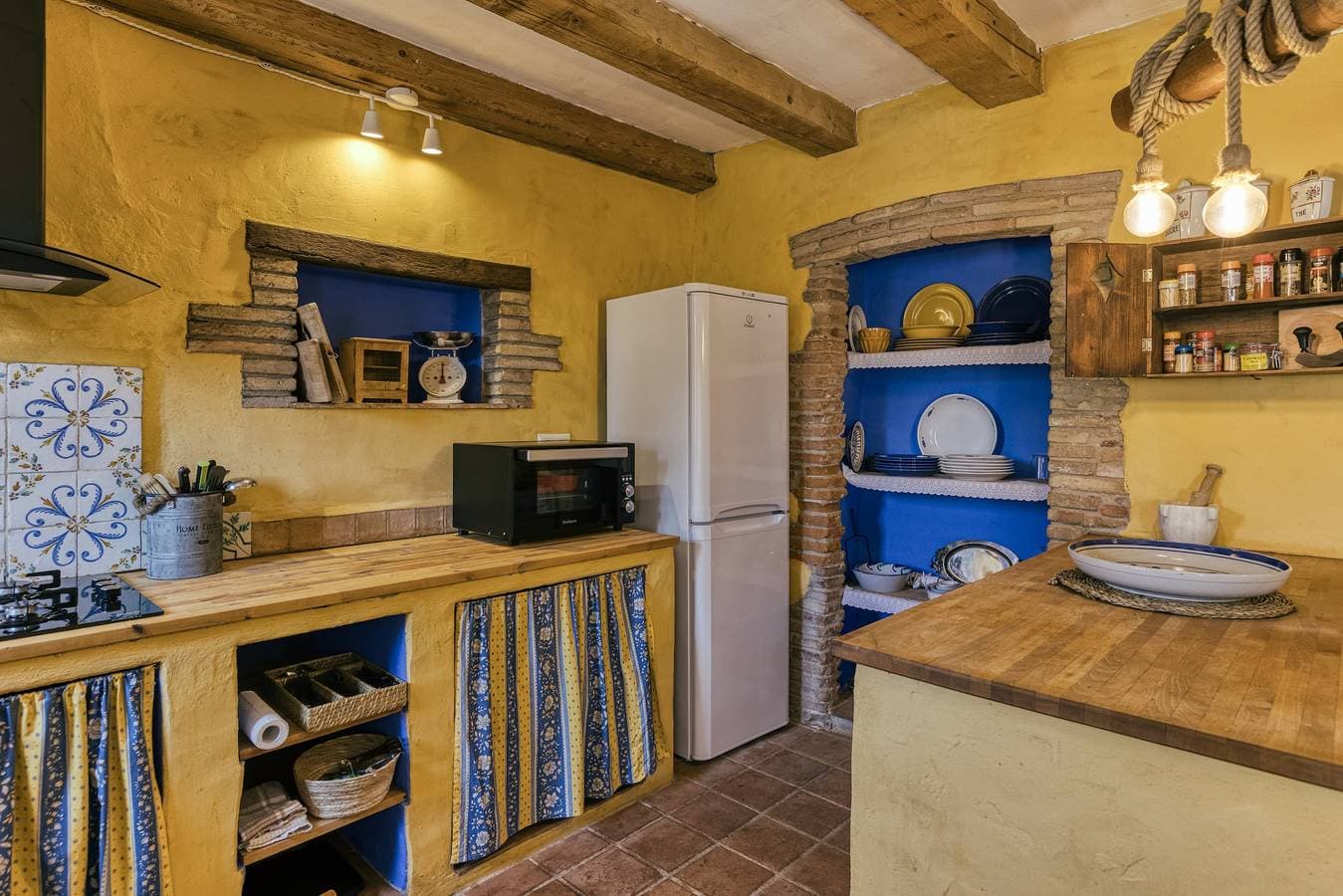 Foto 7 von 32: Ferienhaus 'Casa De Pueblo' mit Bergblick, privater Terrasse und WLAN