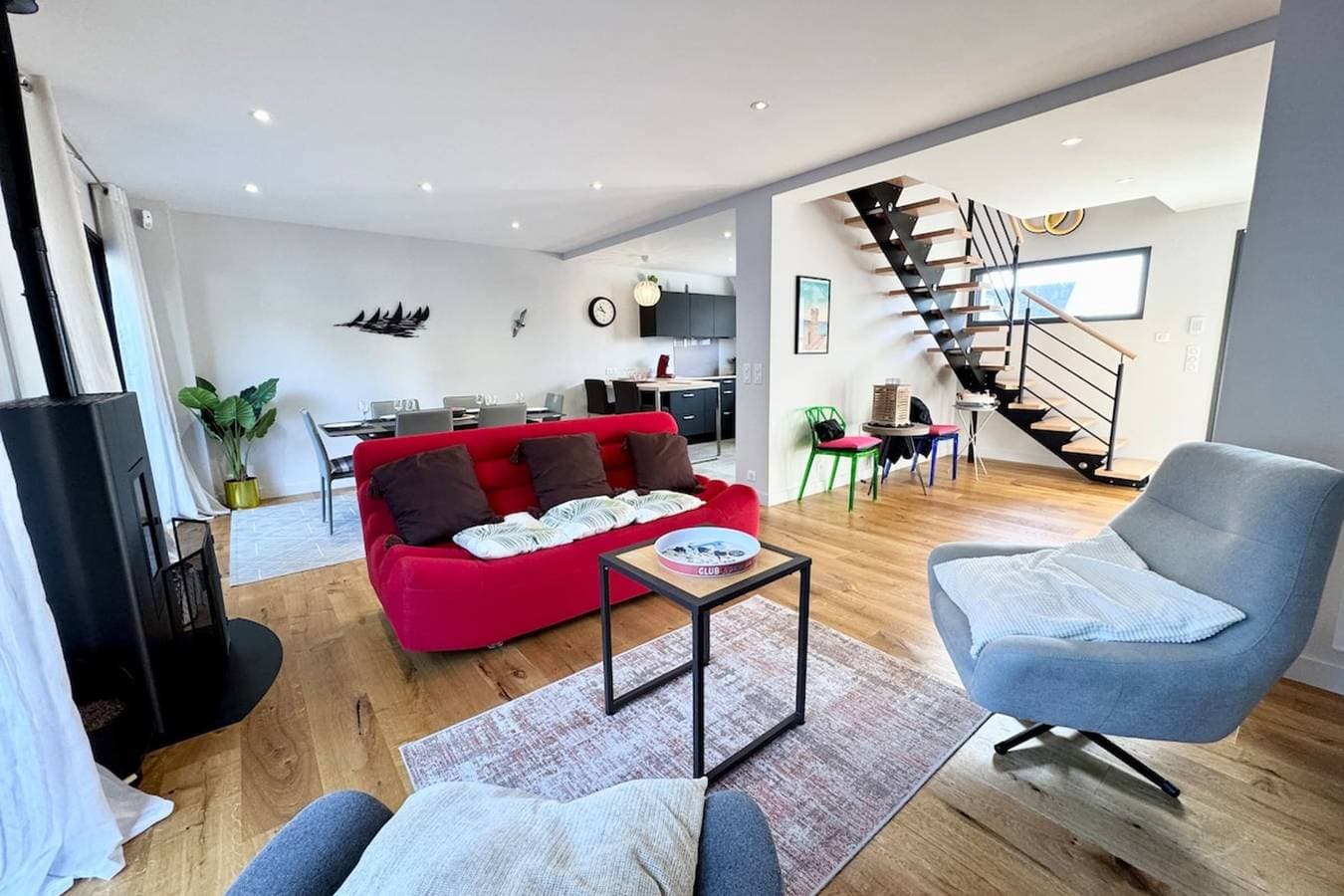Foto 6 von 47: Maison contemporaine de standing - 100m des plages