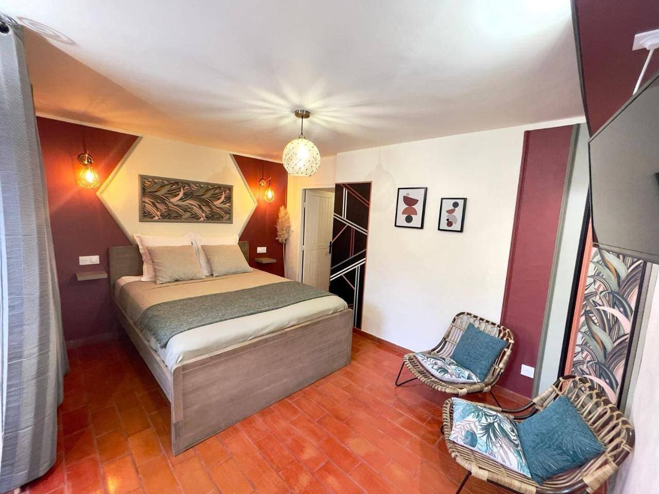 Foto 6 von 15: Double Room with Private Bathroom