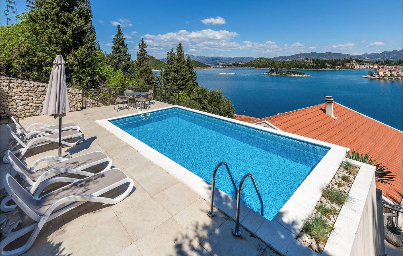 Foto 5 von 42: Modernes Apartment mit 2 Schlafzimmern, Pool und Terrasse, 2,5 km vom Strand entfernt