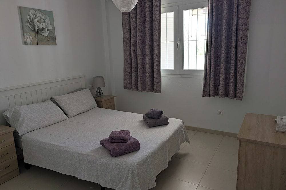 Foto 2 von 13: Beachfront Oasis Del Mar I – Ground Floor 2 Bed / 2 Bath with Pool