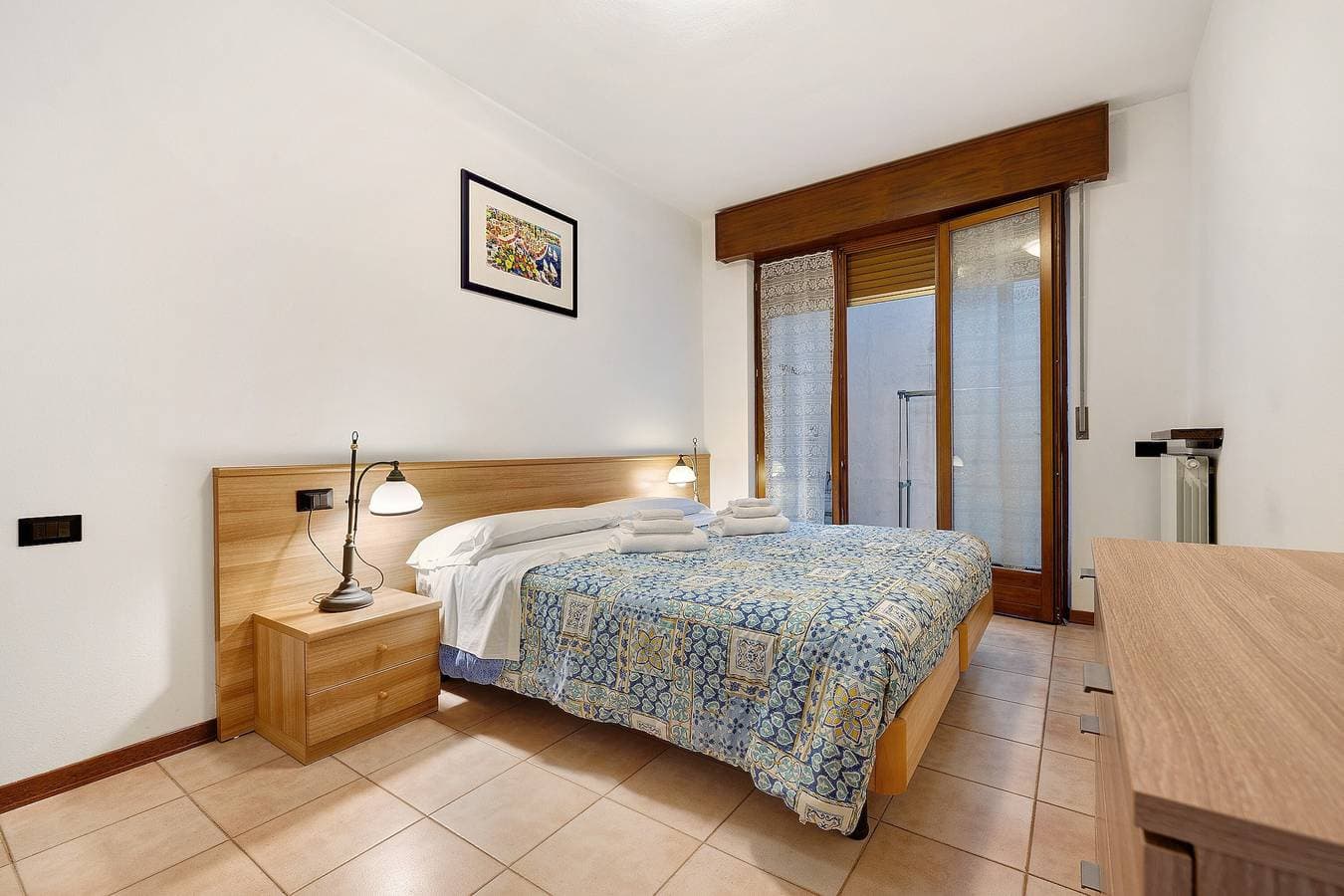 Foto 13 von 25: Ferienwohnung 'Assenza 9' mit Seeblick, WLAN und Klimaanlage