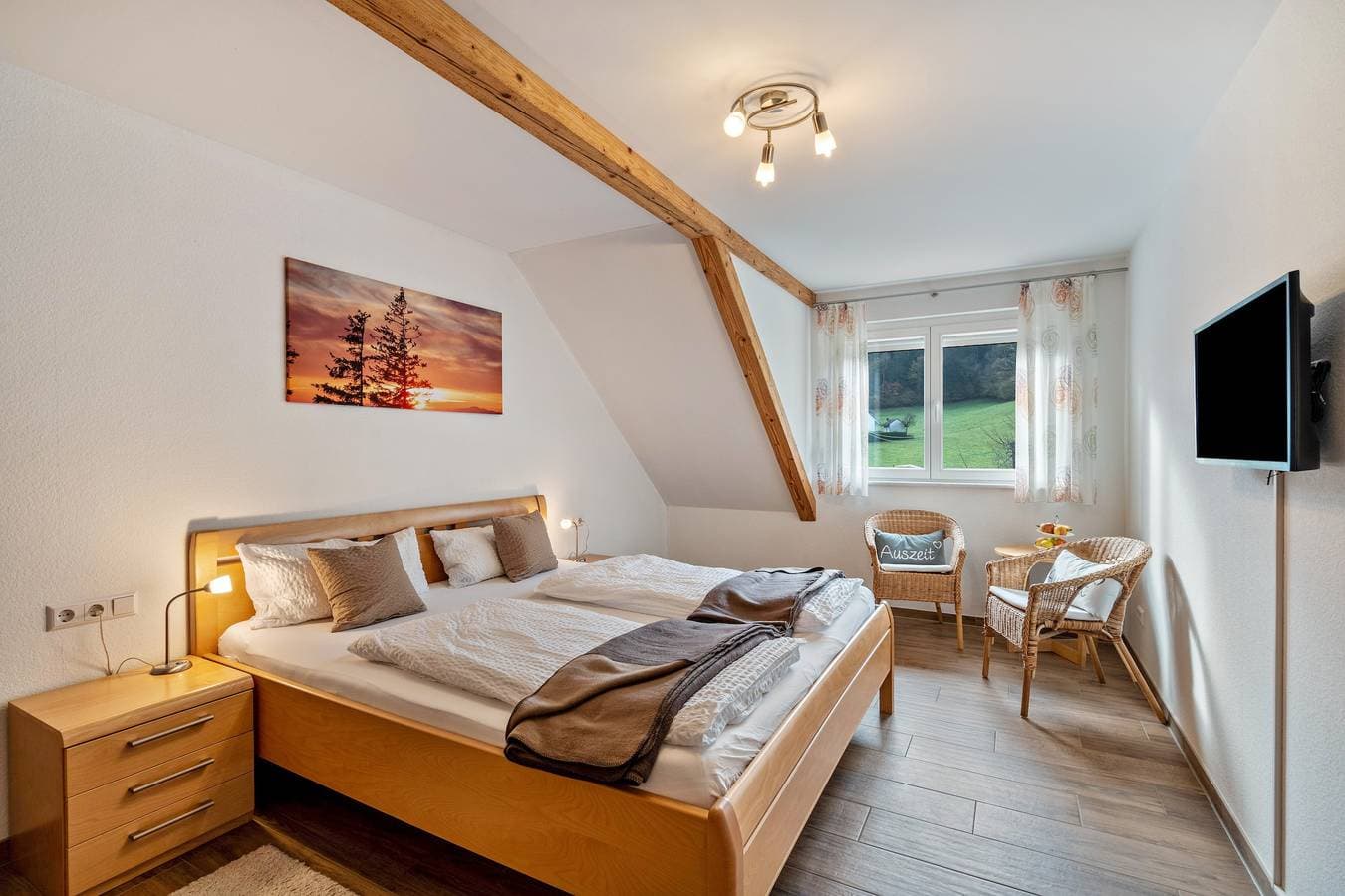 Foto 2 von 26: 'Gästezimmer Hörnlebergblick' mit gemeinsamer Terrasse, gemeinsamem Garten und Wi-Fi