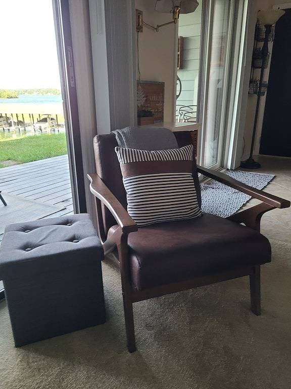 Waterfront Wonder - Steps to the Lake  - Ground Floor! 1