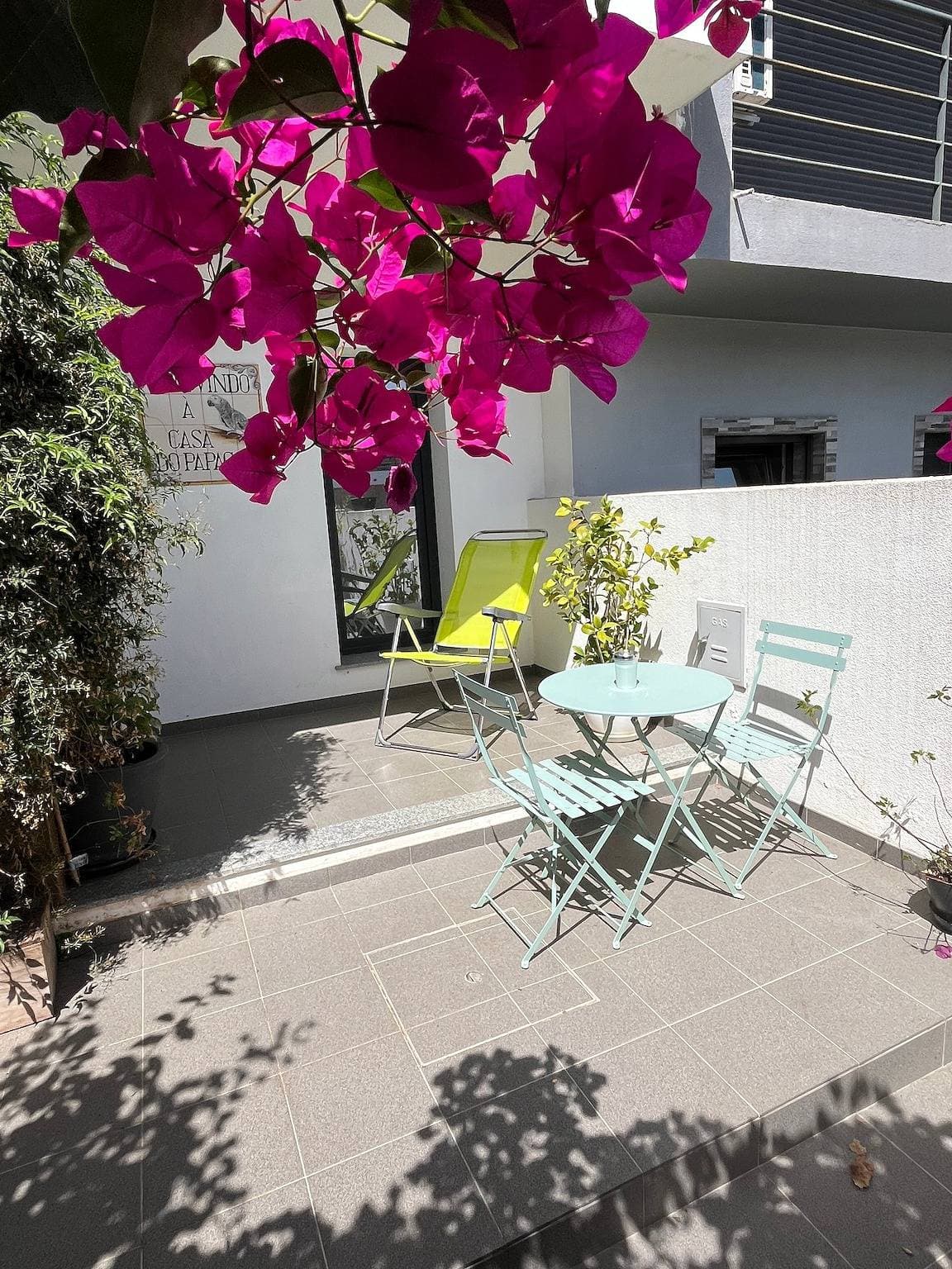 Foto 2 von 19: Private Suite Papagaio – Terrasse, Garten & separater Eingang