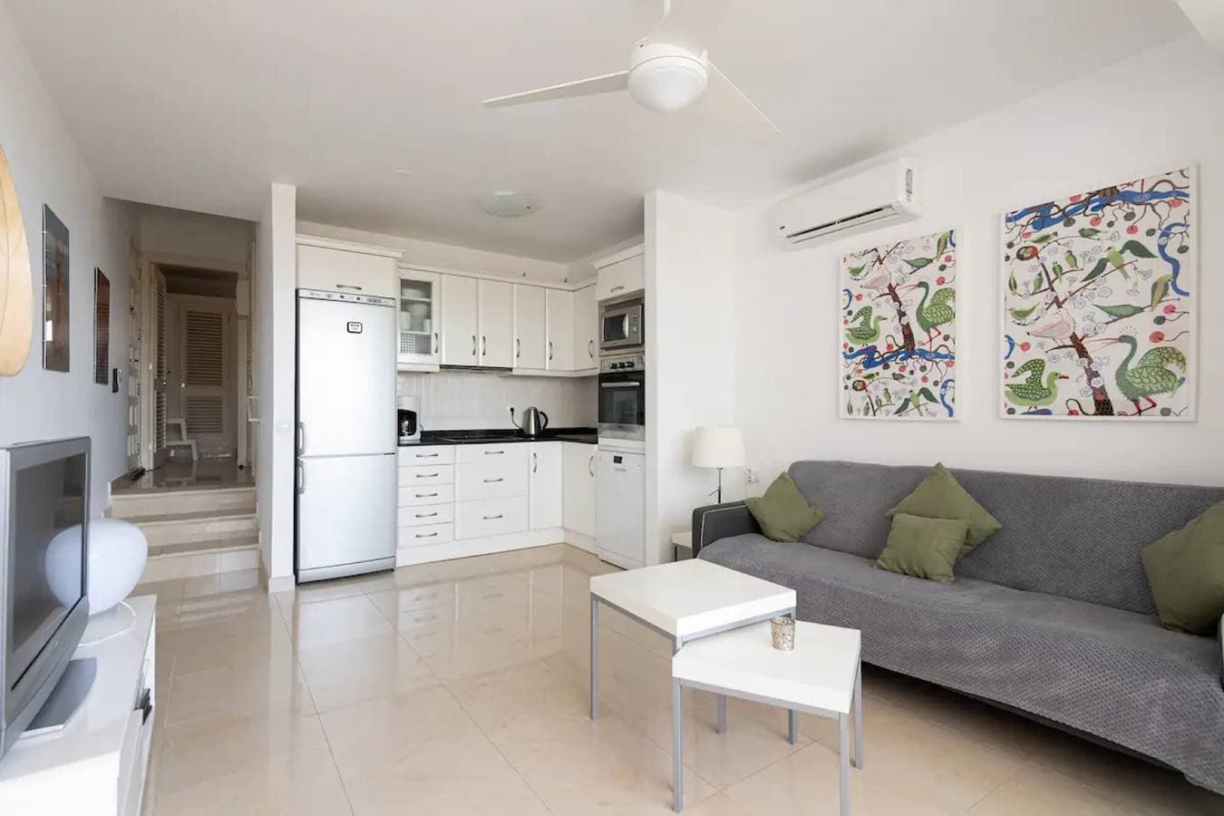 Foto 6 von 17: Ferienwohnung 'Apartamento Con Piscina' mit Gemeinschaftspool, WLAN und Klimaanlage