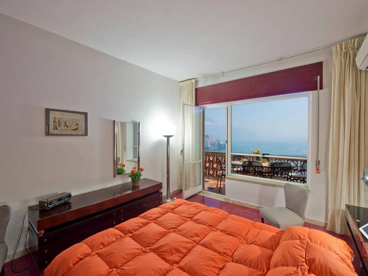 Foto 7 von 15: Ferienwohnung für 6 Personen mit Terrasse