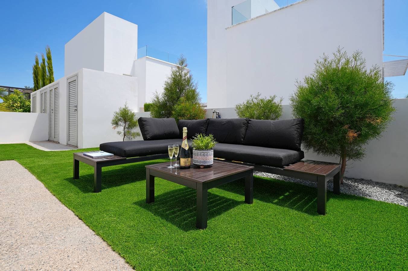 Foto 3 von 38: Villa für 7 Personen mit Balkon