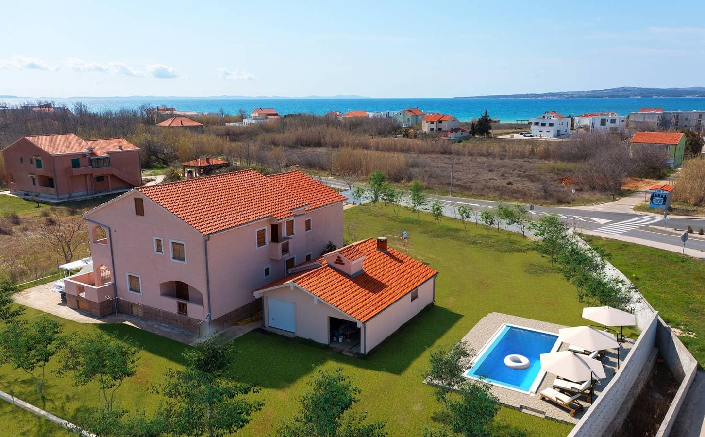 Ferienwohnung in Privlaka mit Meerblick, Balkon, Klimaanlage, W-Lan (3598-3) 1