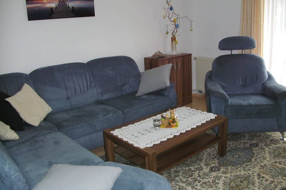 Foto 10 von 28: Ferienwohnung in herrlicher Lage mit großer Terrasse und schönem Bergblick