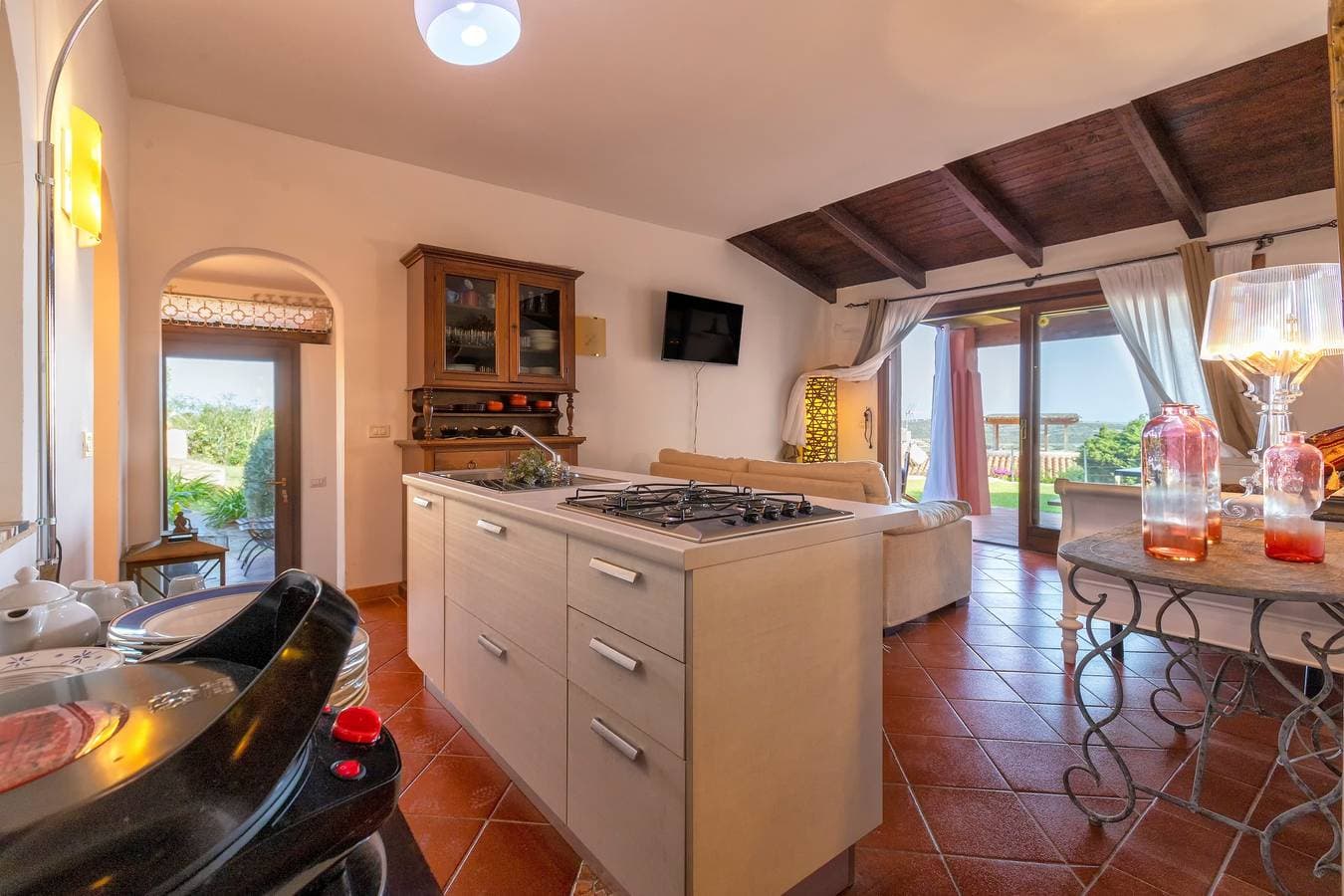 Foto 3 von 23: Ferienhaus "Villa Sa Pintadera Stintino" mit privatem Pool und Terrasse