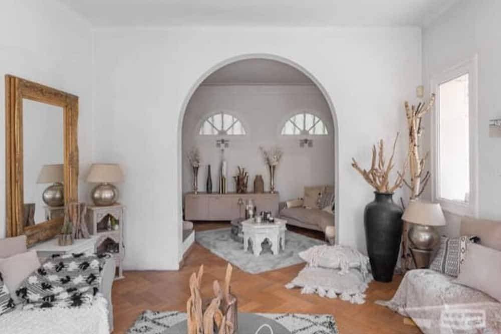 Foto 10 von 30: Charming House 4 bedrooms 3  bathrooms with pool near Valbonne