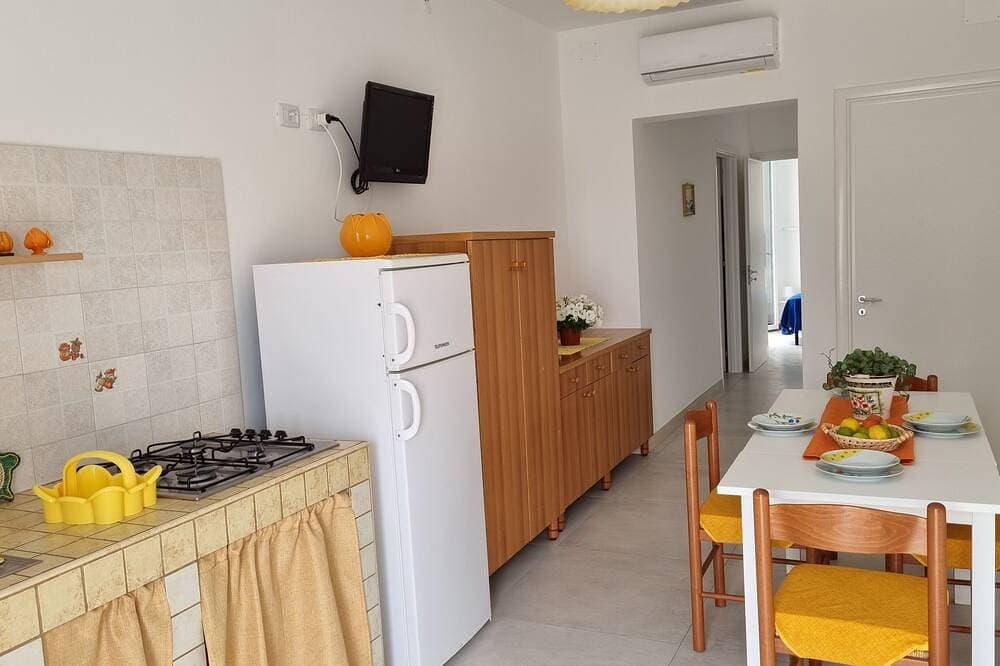 Foto 10 von 13: Appartamento a 50 mt dal Mare