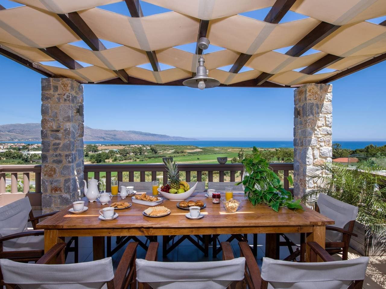 Foto 9 von 57: Ferienvilla mit Garten, Grill und Terrasse