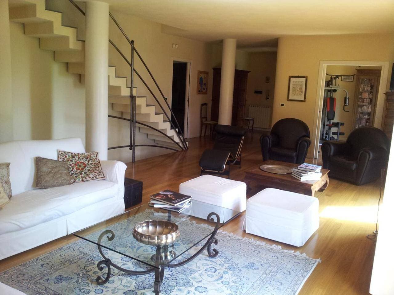 Foto 8 von 47: Villa