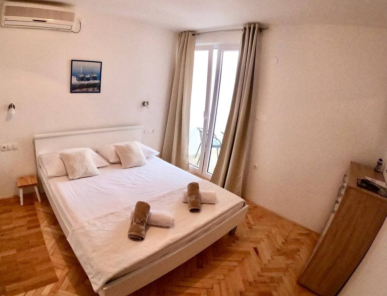 Foto 13 von 50: Ferienwohnung in Duće mit Meerblick, Balkon, Klimaanlage, W-Lan (4174-7)