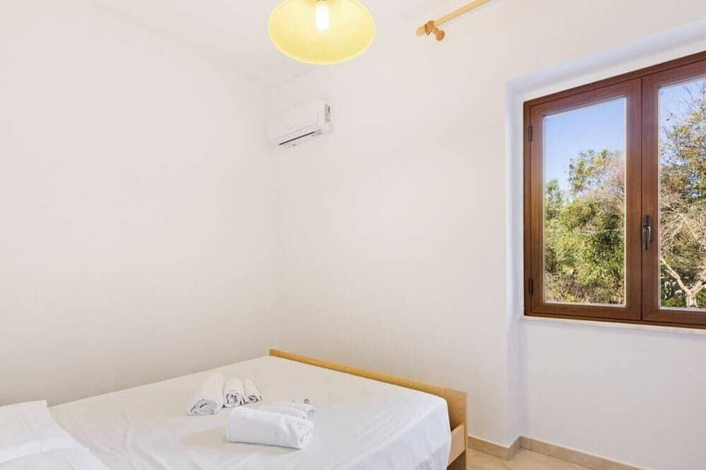 Foto 4 von 30: Is Feminas 26 – Your seaside escape just steps from the beach 🌊☀️