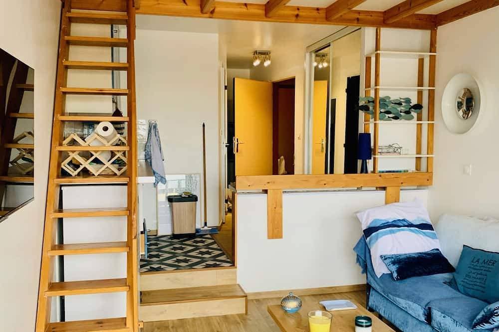 Foto 4 von 9: La vie en Bleu Studio Mini Duplex vue mer 180° Bien Placé