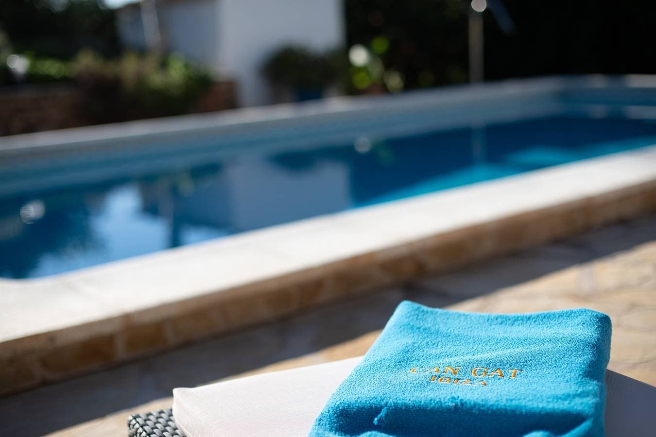 Foto 8 von 31: Gemütliche Finca mit Pool, Padel- und Fußballplatz - Can Gat Ibiza