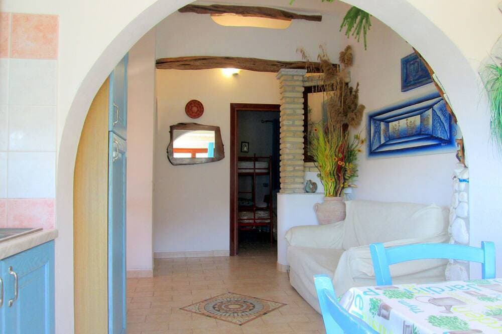Foto 10 von 25: Komfortable Wohnung mit eigener Terrasse in der Nähe des Meeres und von Villasimius