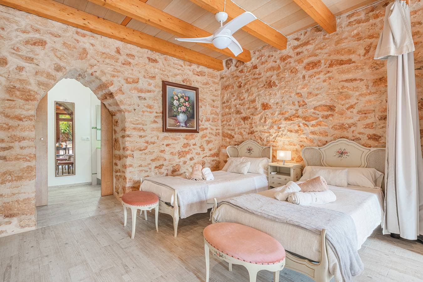 Foto 10 von 27: Villa 'Garraseca' mit Bergblick, WLAN und Klimaanlage
