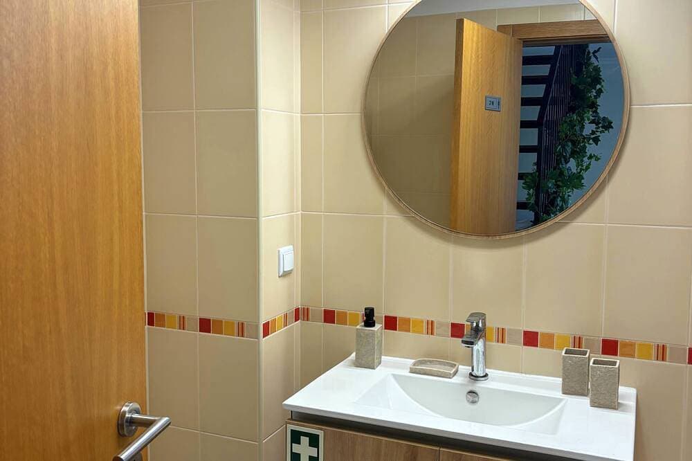 Foto 11 von 27: A Selva • T2 Apartment in Caniço • 10 Minutes from Funchal