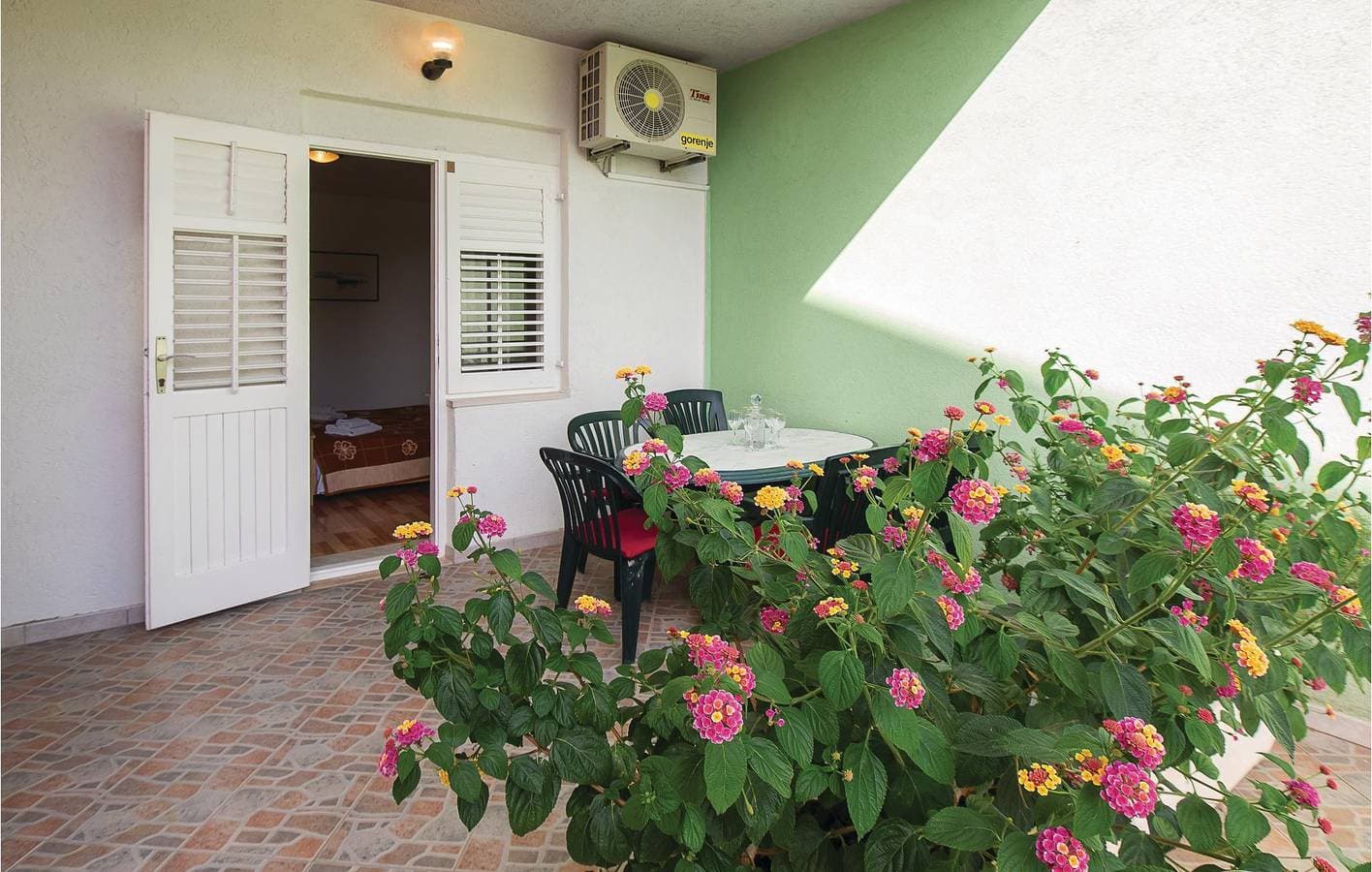 Foto 10 von 29: Reizende Ferienwohnung mit Pool, Terrasse und 2,5 km Entfernung zum Strand
