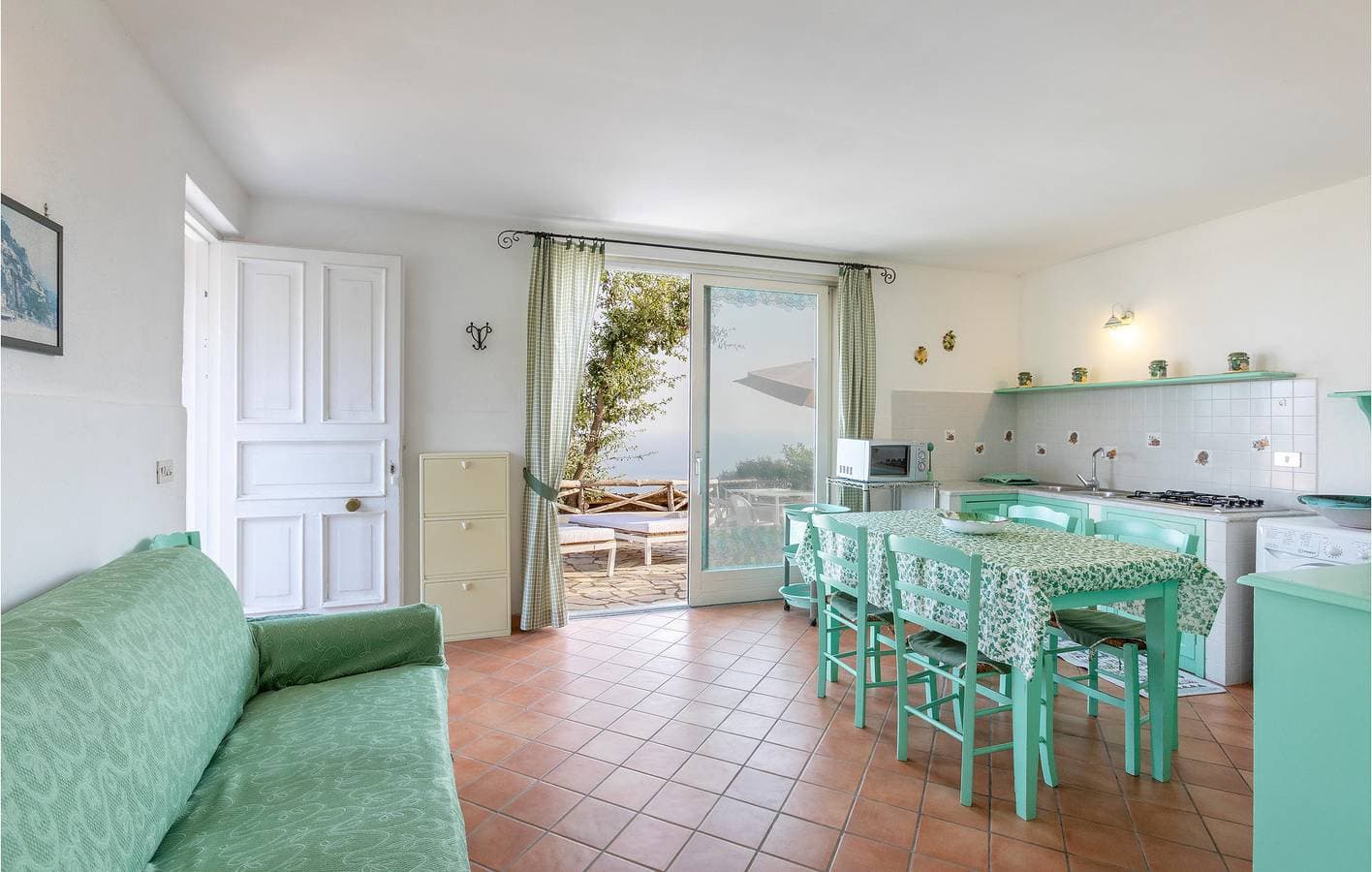 Foto 4 von 25: Erdgeschosswohnung mit Pool & Terrasse