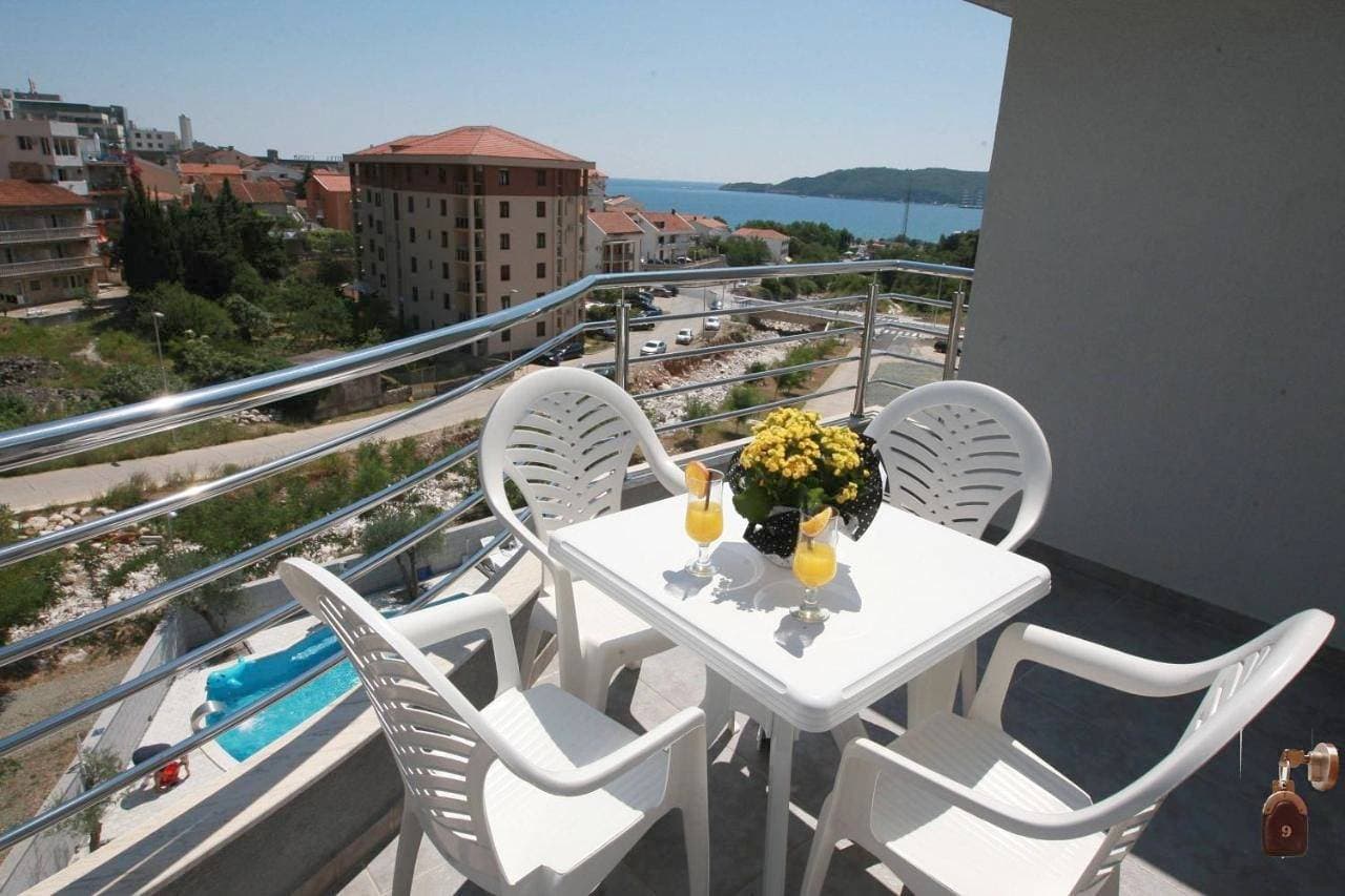 Foto 2 von 15: Apartment with Sea View