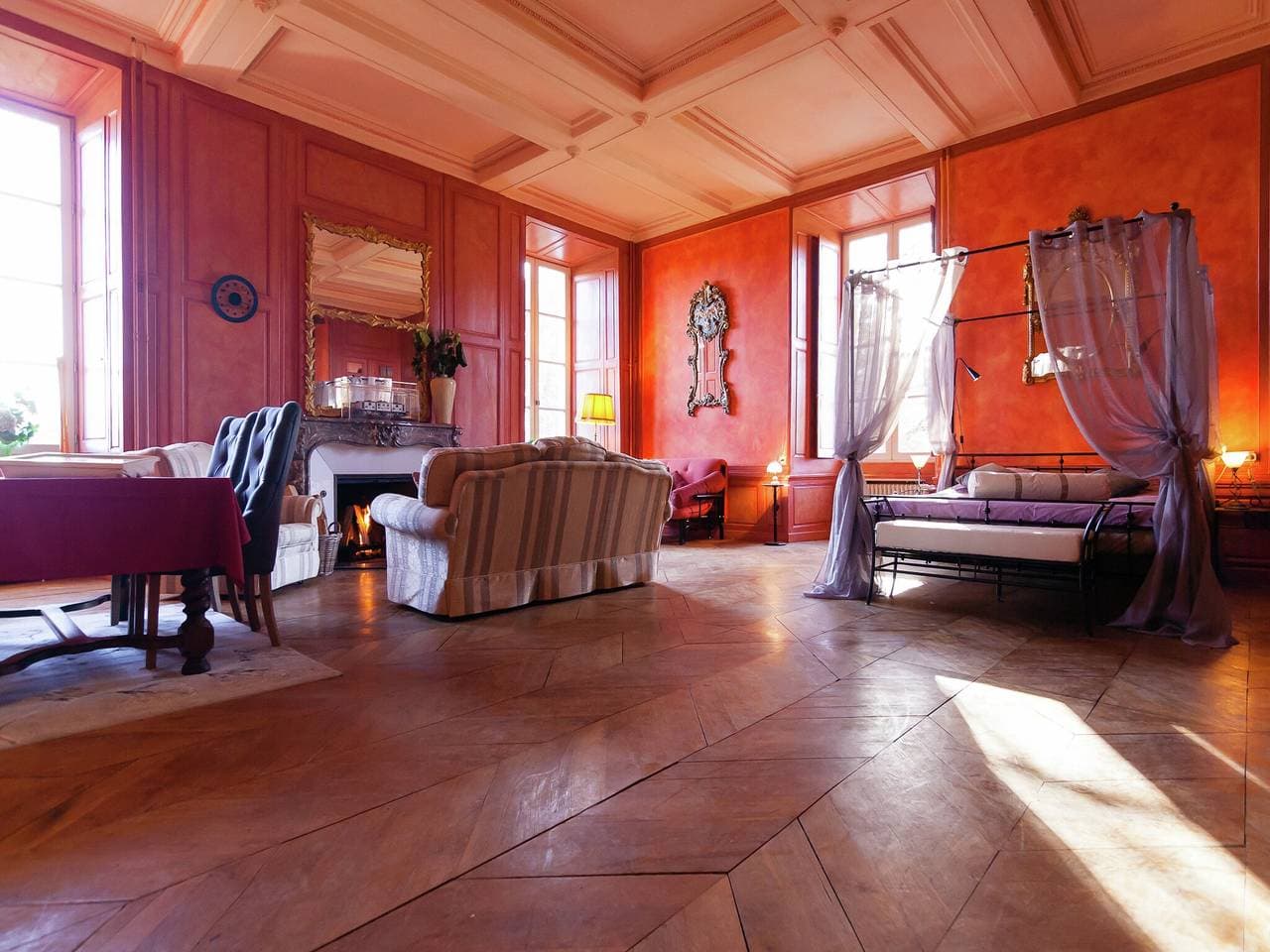 Foto 4 von 51: Schlosswohnung in Chaleix am Wald