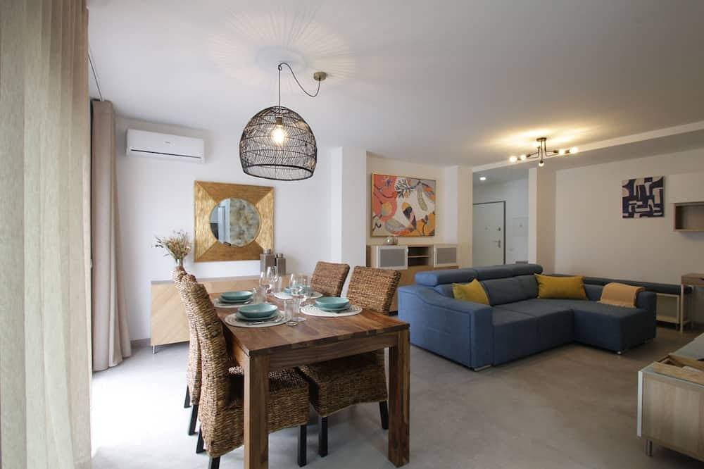 Foto 6 von 22: New Luxury apartment with pool - 5 min walking to the beach