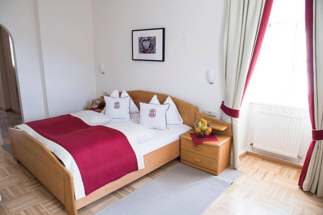 Foto 4 von 9: Twin Room with Mountain View