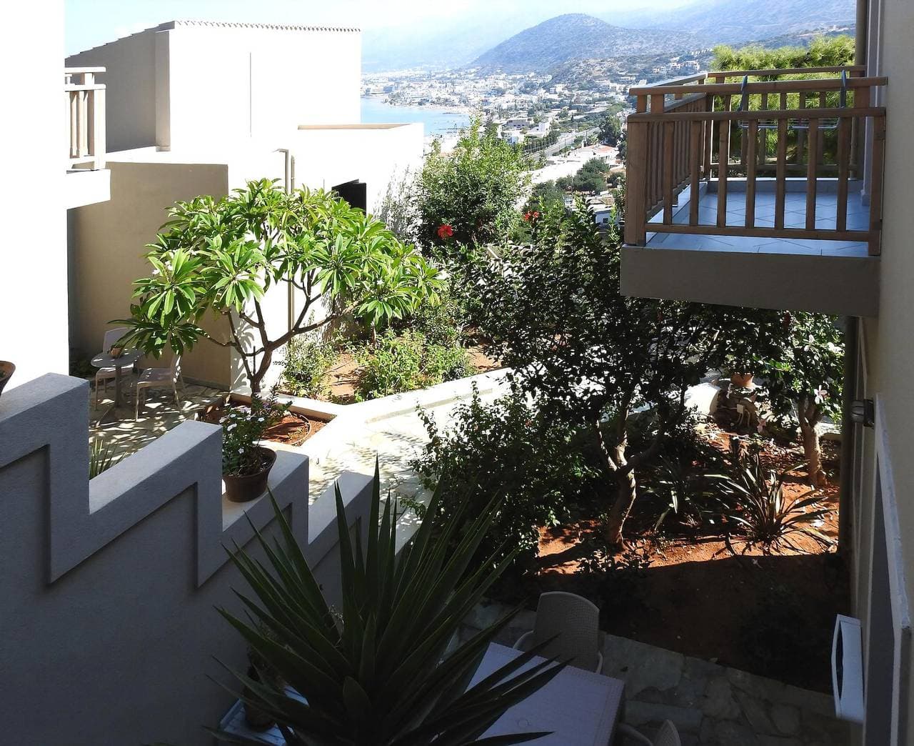 Foto 13 von 27: Villa für 4 Personen mit Balkon
