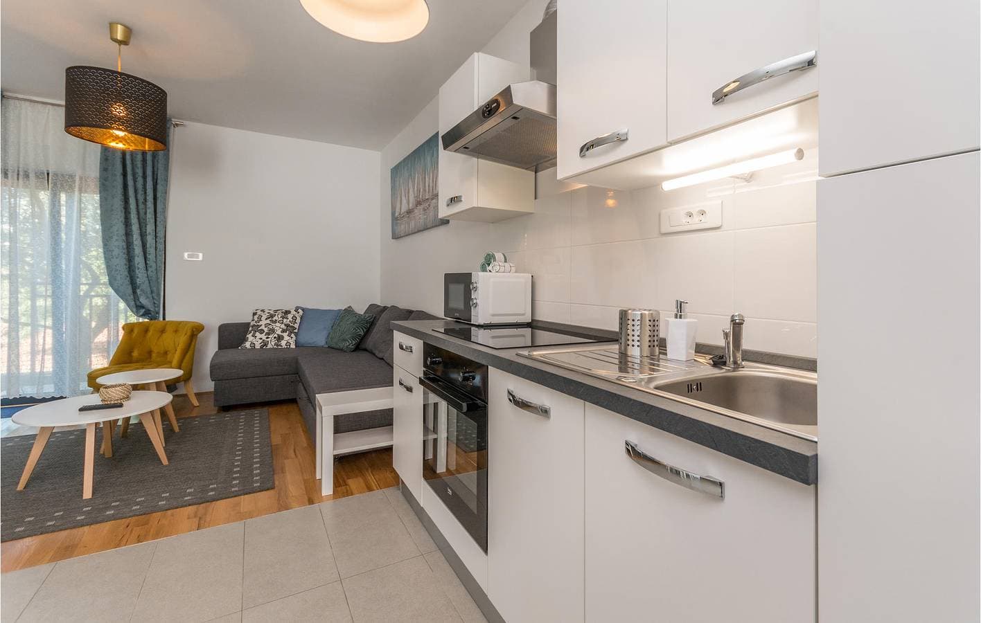Foto 6 von 31: Gemütliche Ferienwohnung mit Terrasse, WLAN und 1 km Entfernung zum Strand Dječji Raj